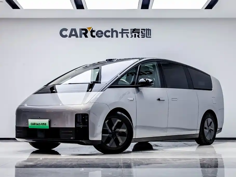 Li Auto MEGA 2025 Ultra