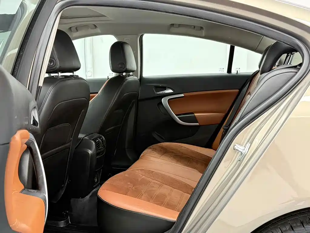 Buick Regal — миниатюра 8