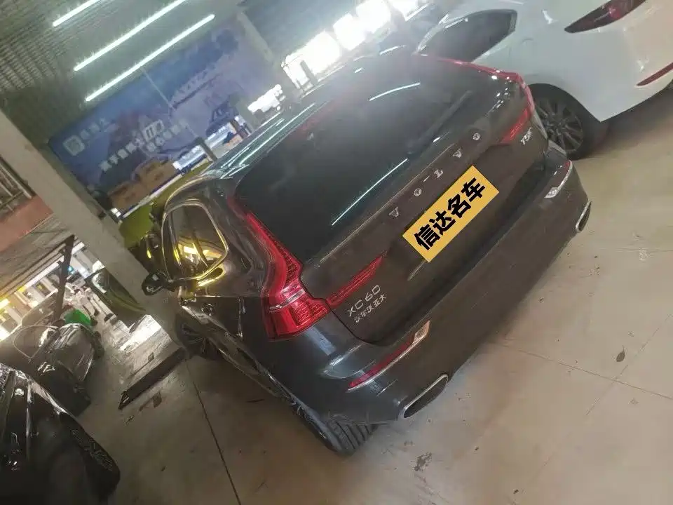 Volvo XC60 — миниатюра 4
