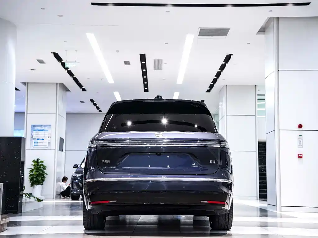 NIO ES8 — миниатюра 33