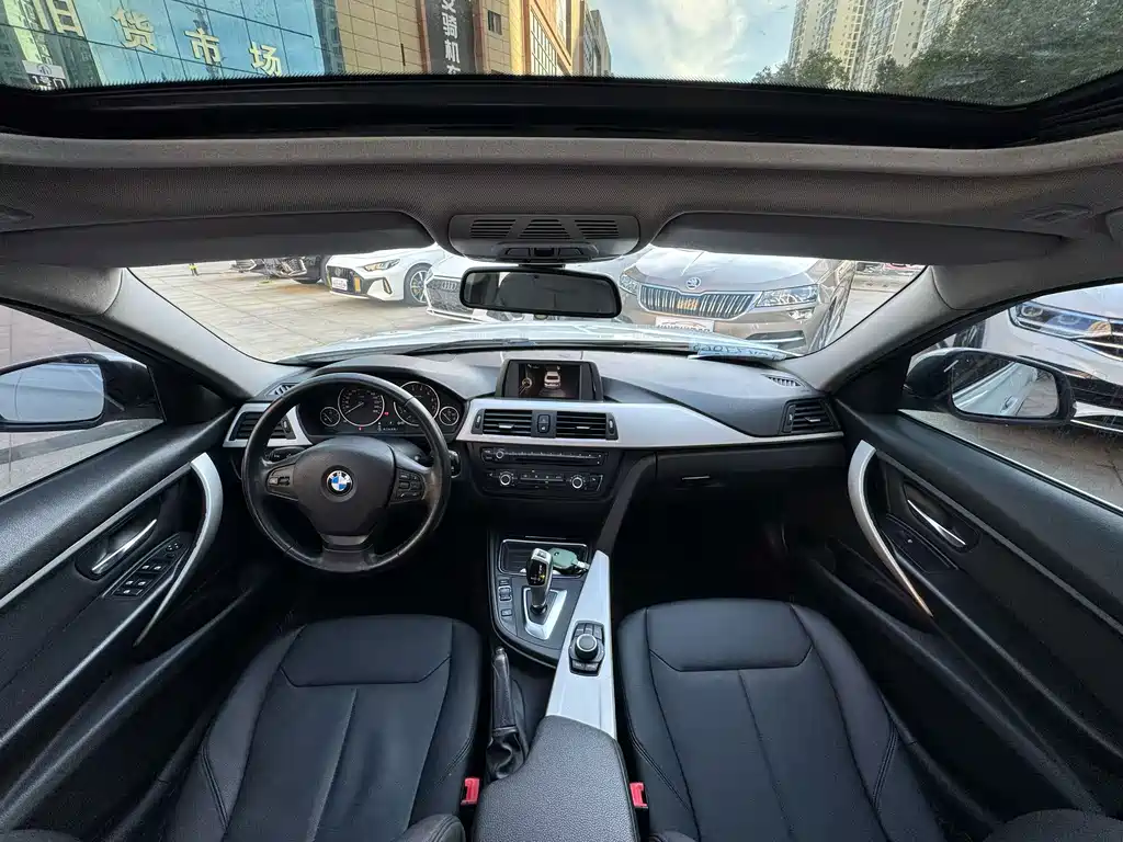 BMW 3 Series — миниатюра 8