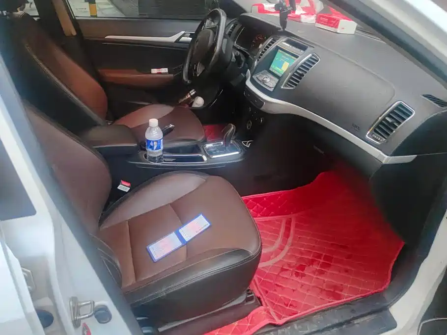 Geely Vision — миниатюра 8