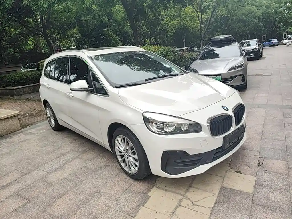 BMW 2 Series Gran Tourer — миниатюра 4