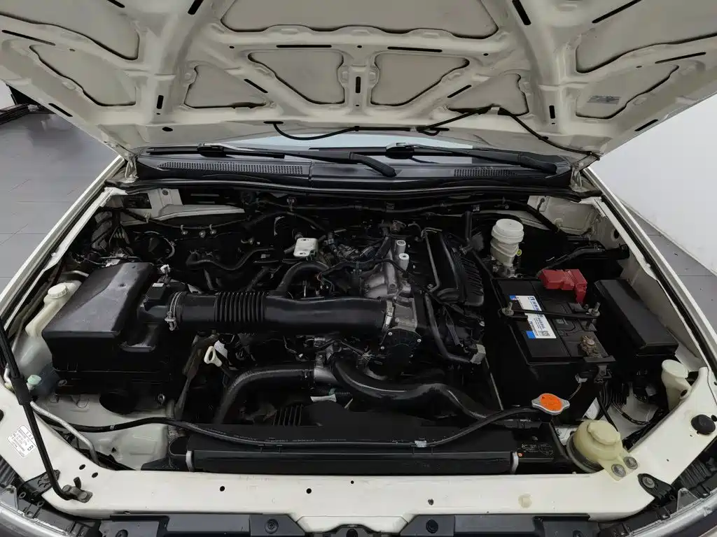 Mitsubishi Pajero Sport — миниатюра 6