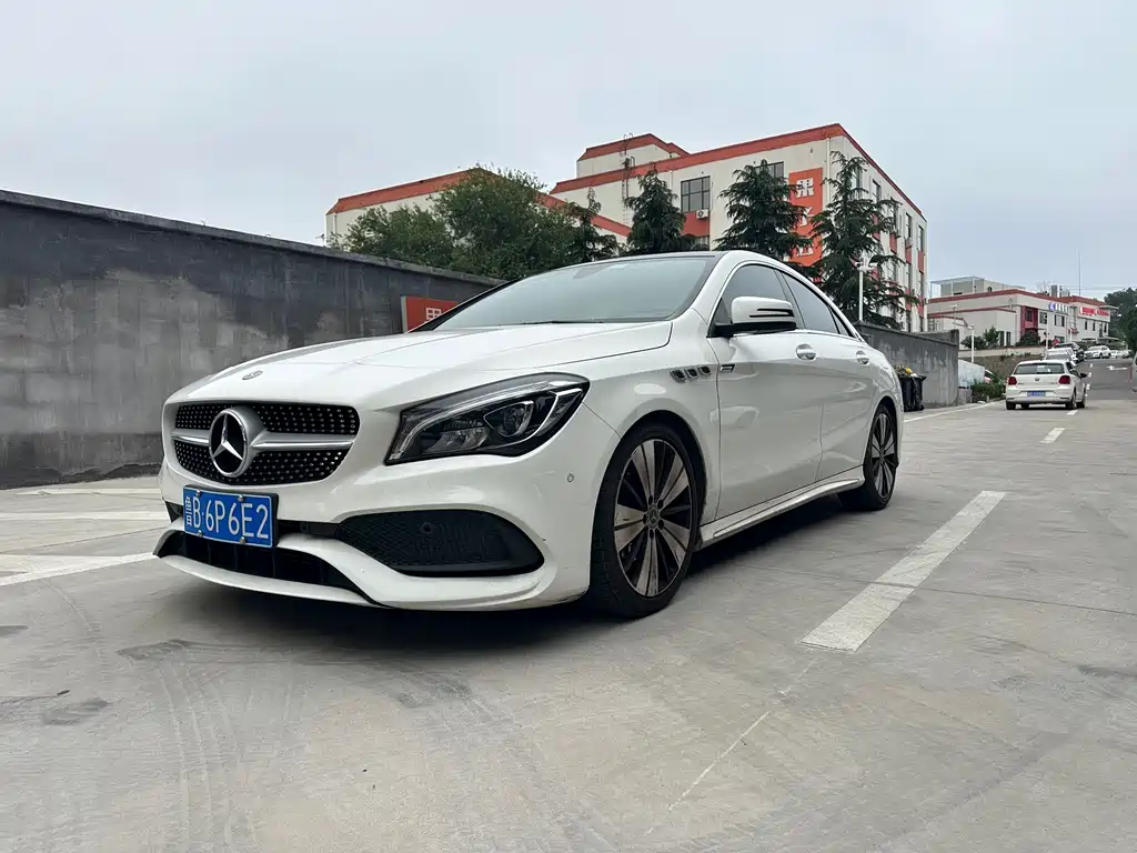 Mercedes-Benz CLA (Import)
