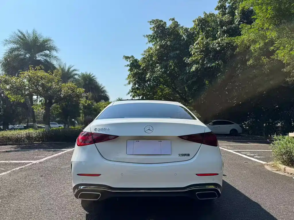 Mercedes-Benz C-Class — миниатюра 8
