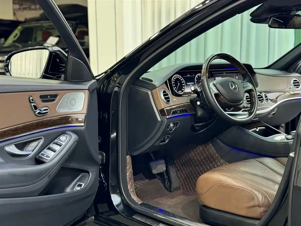 MERCEDES-BENZ S CLASS