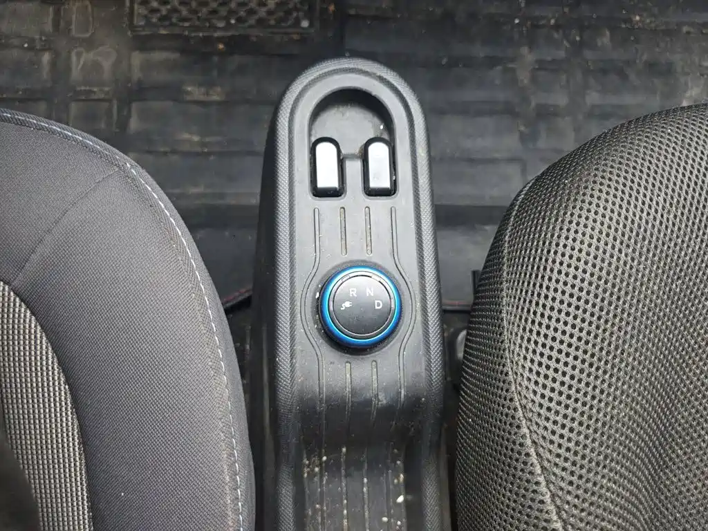 Wuling MINIEV — миниатюра 10