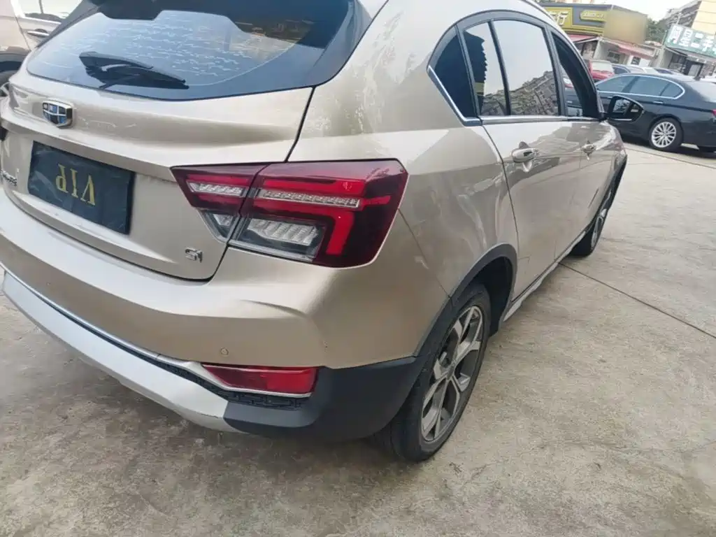 Geely Vision S1 — миниатюра 8