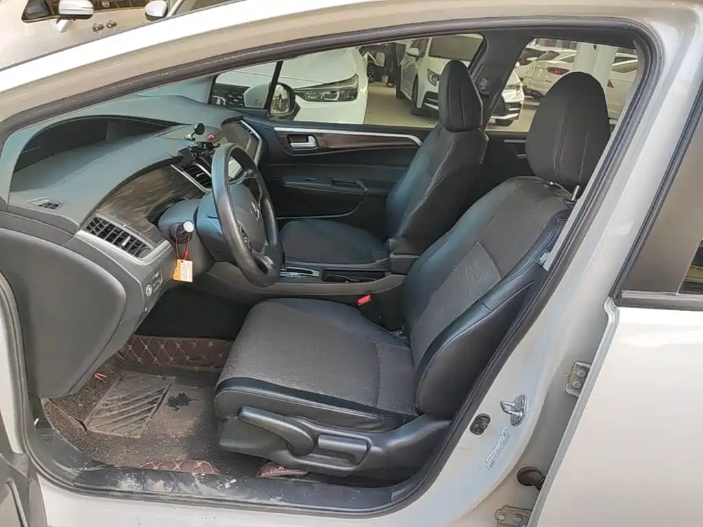 Honda Jade — миниатюра 15