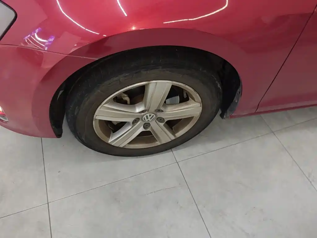 Volkswagen Golf — миниатюра 23