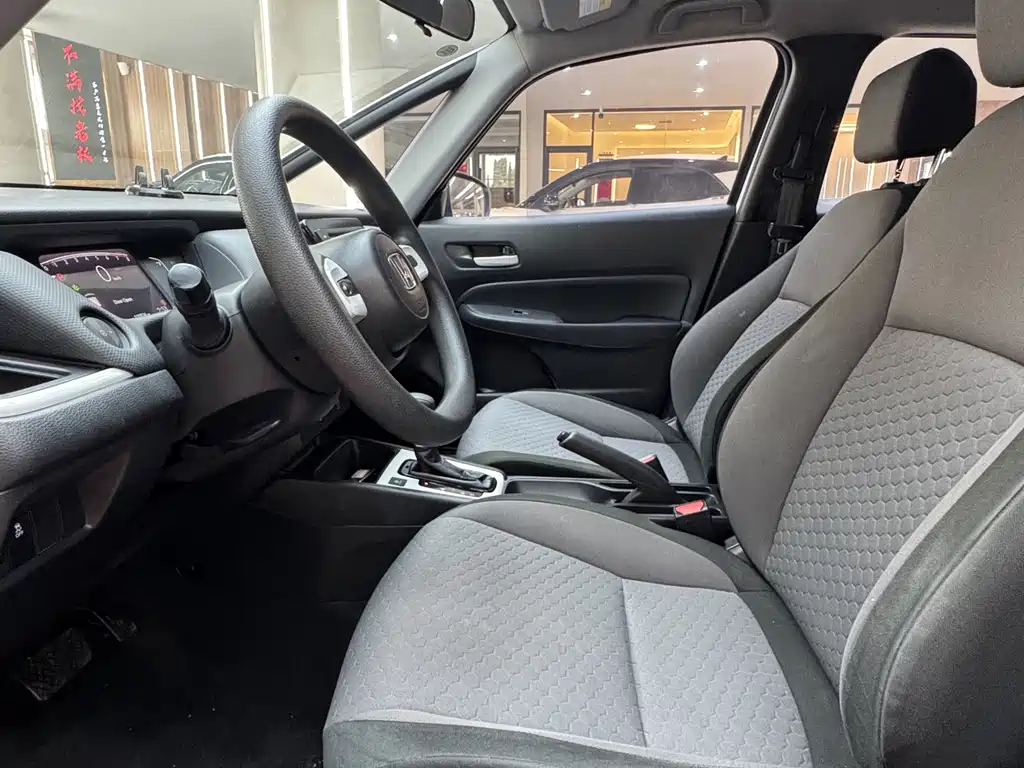 Honda Fit — миниатюра 13