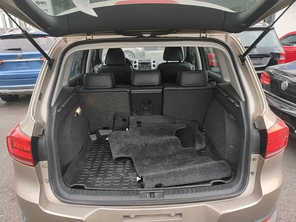Volkswagen Tiguan — миниатюра 19