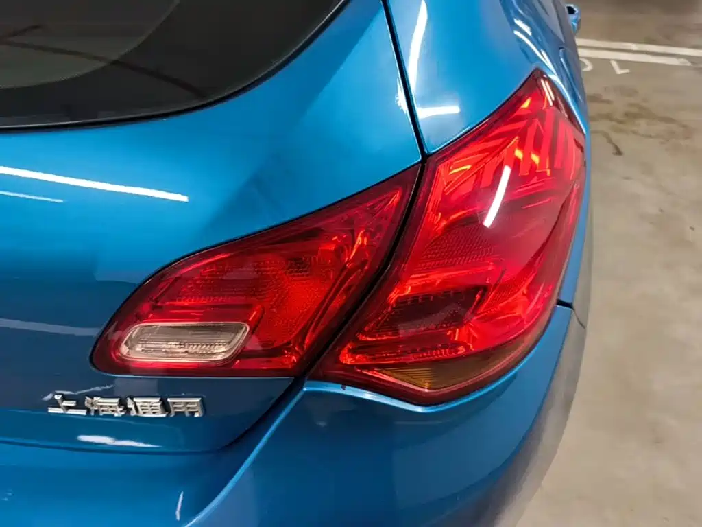 Buick Excelle — миниатюра 8