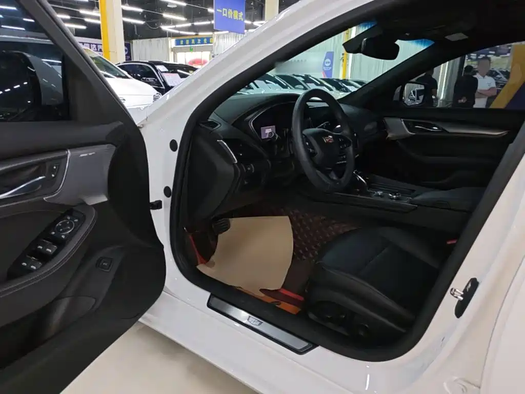 Cadillac CT5 — миниатюра 16