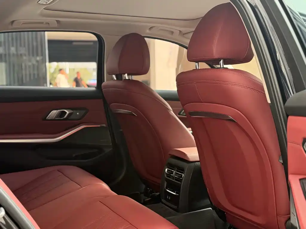 BMW 3 Series — миниатюра 6
