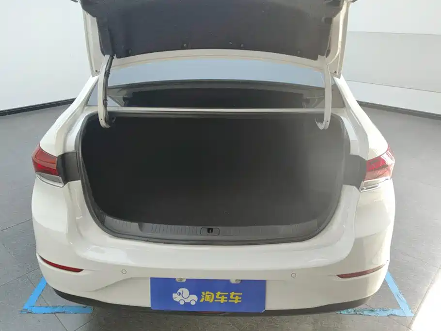 Buick Excelle — миниатюра 4