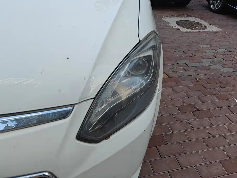 Luxgen Big 7 MPV — миниатюра 5
