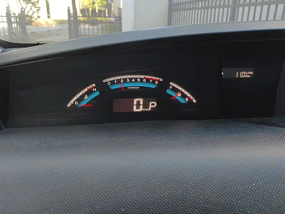 Luxgen Big 7 MPV — миниатюра 14