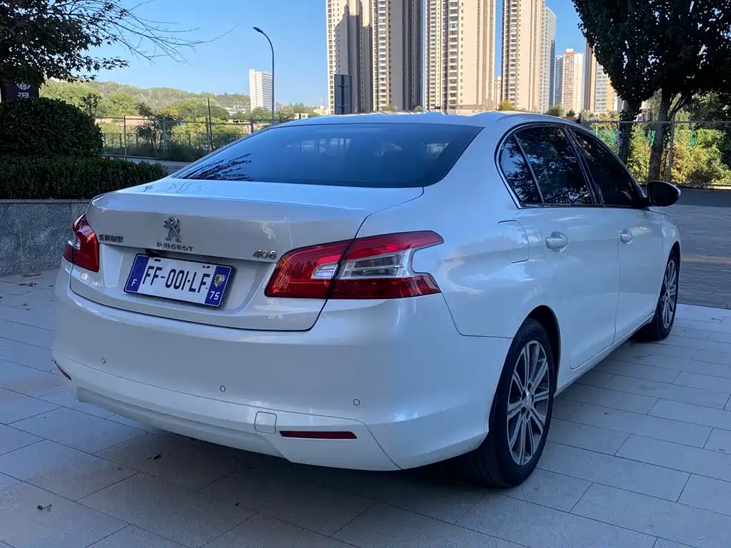 Peugeot 408 — миниатюра 6