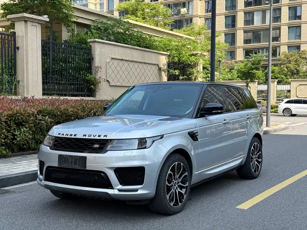 Land Rover Sport 2021