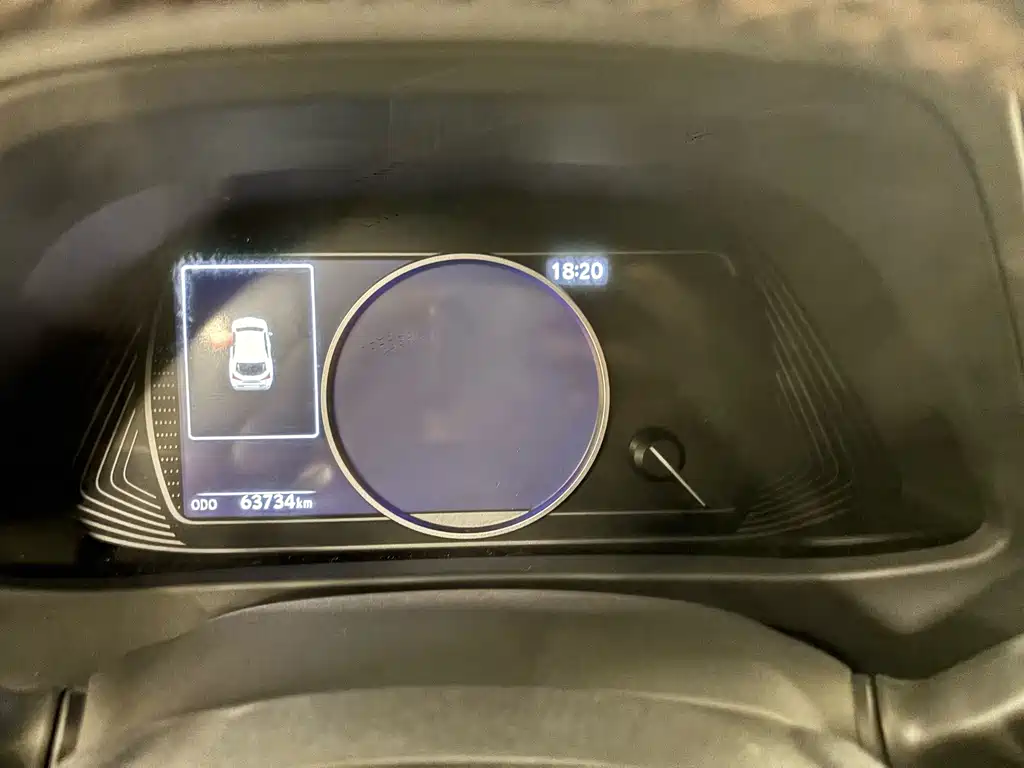 Lexus UX New Energy — миниатюра 4
