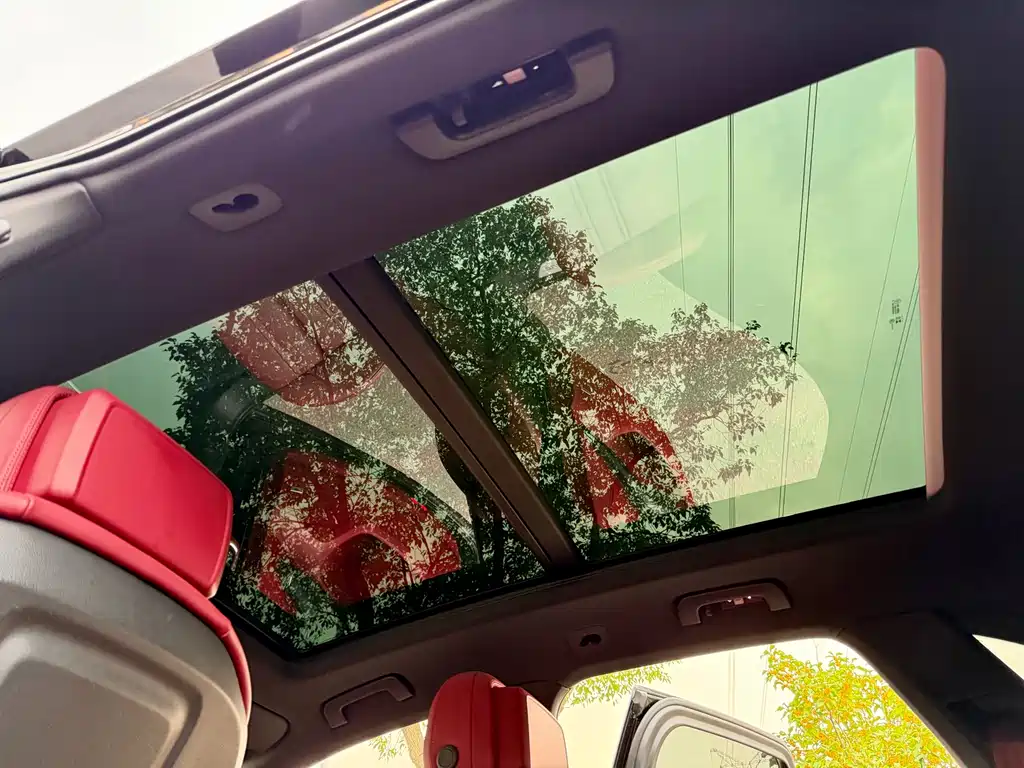Porsche Cayenne — миниатюра 20