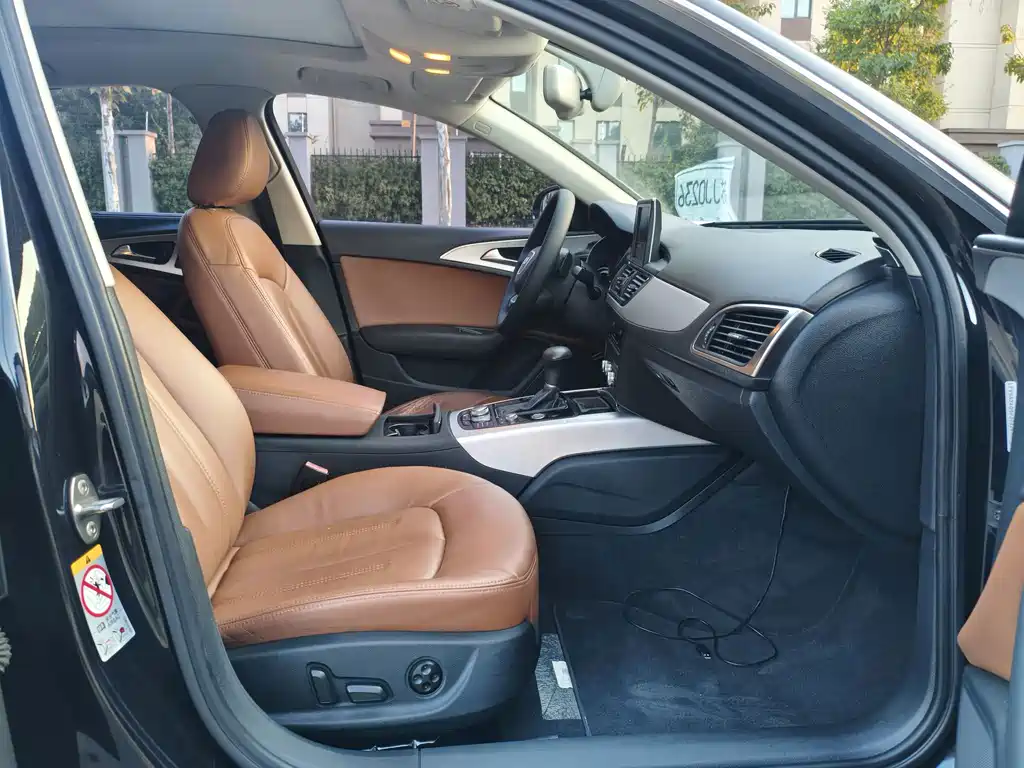 Audi A6L — миниатюра 12