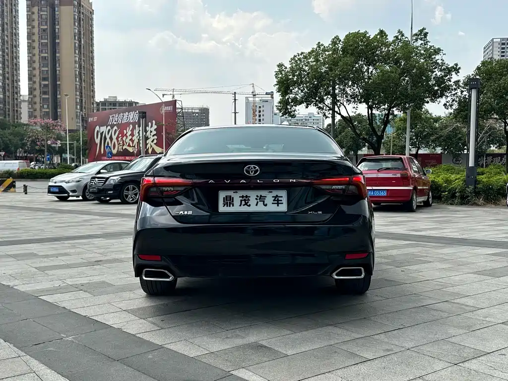 Toyota Avalon — миниатюра 4