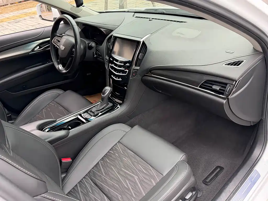 Cadillac ATS-L 2017 28T