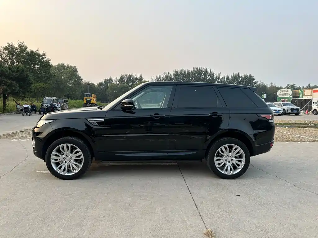 Land Rover Sport — миниатюра 7