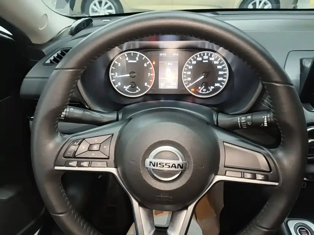 Nissan Sylphy — миниатюра 11