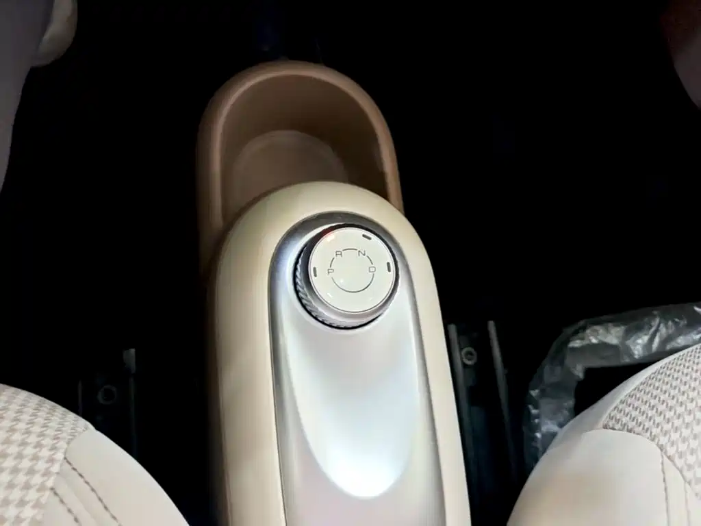 Wuling MINIEV — миниатюра 14