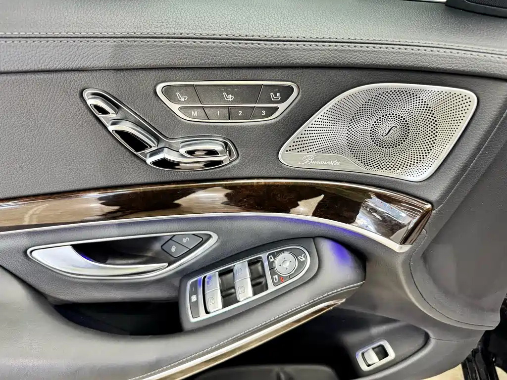 Mercedes-Benz S-Class — миниатюра 14