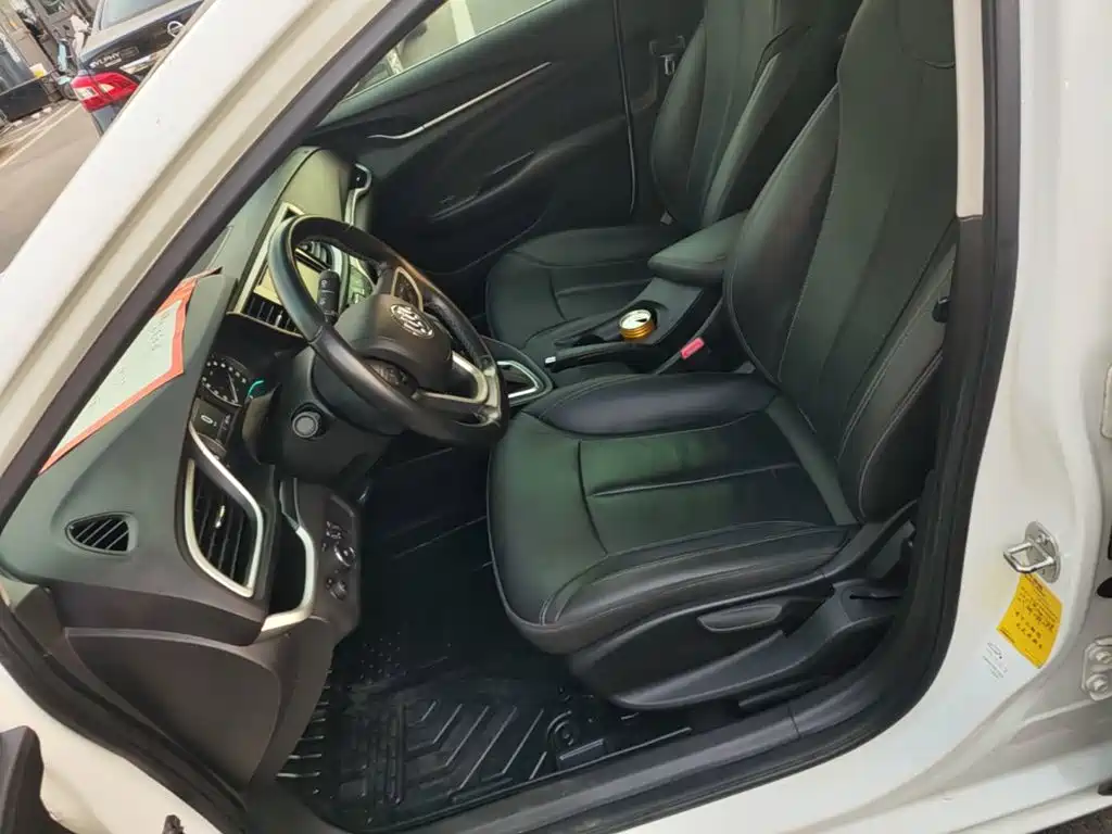 Buick Excelle — миниатюра 15