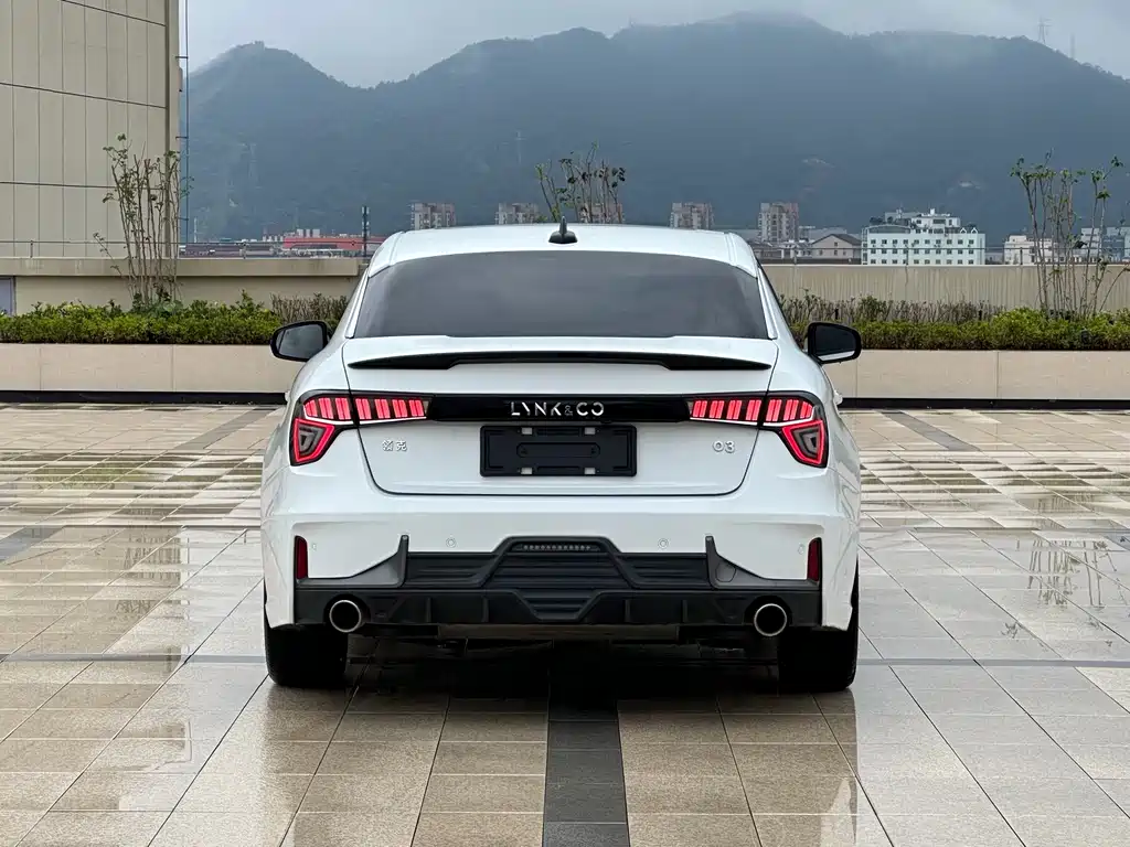 Lynk & Co 03 — миниатюра 6