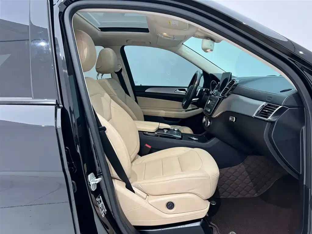 MERCEDES-BENZ GLE AMG