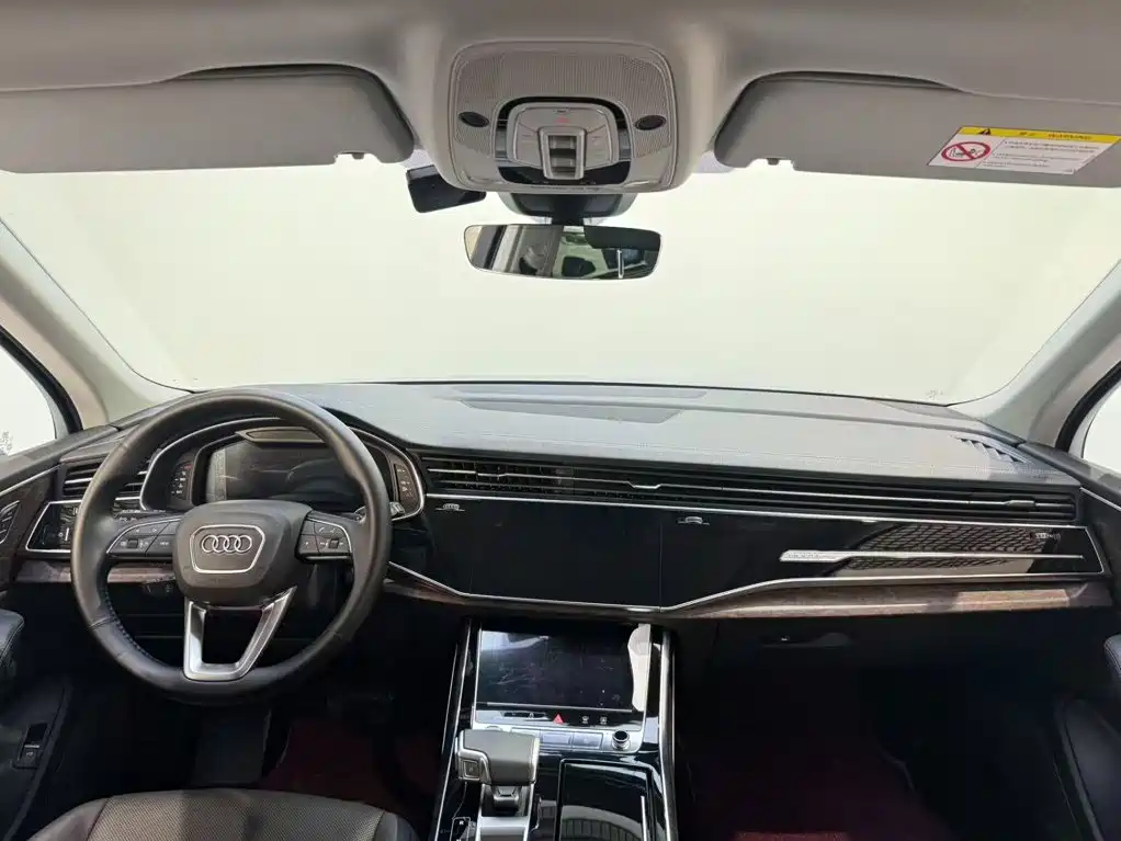 Audi Q7 — миниатюра 7