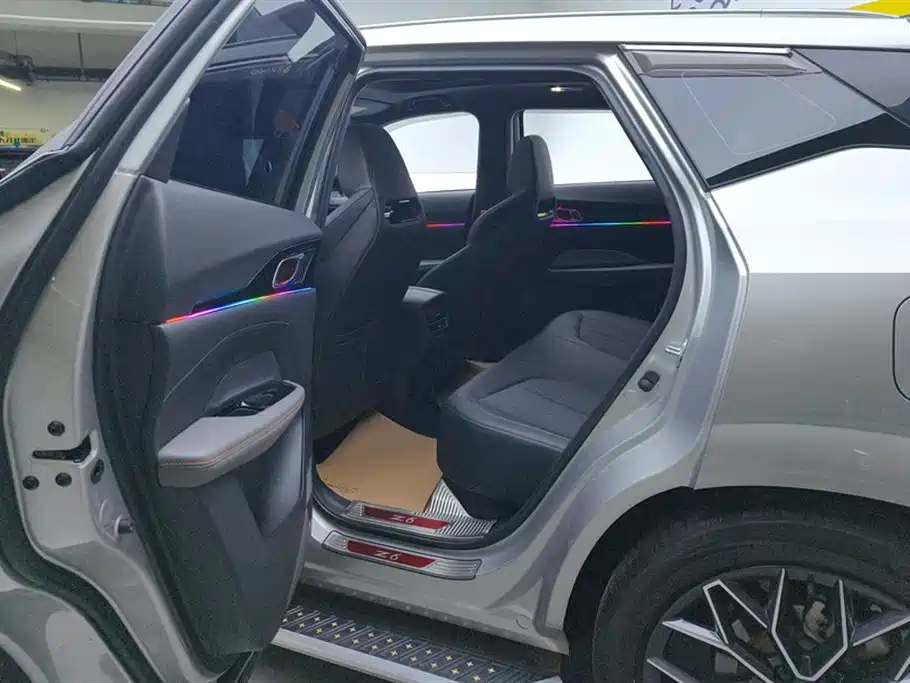 CHANGAN CHANGAN AUCHAN Z6