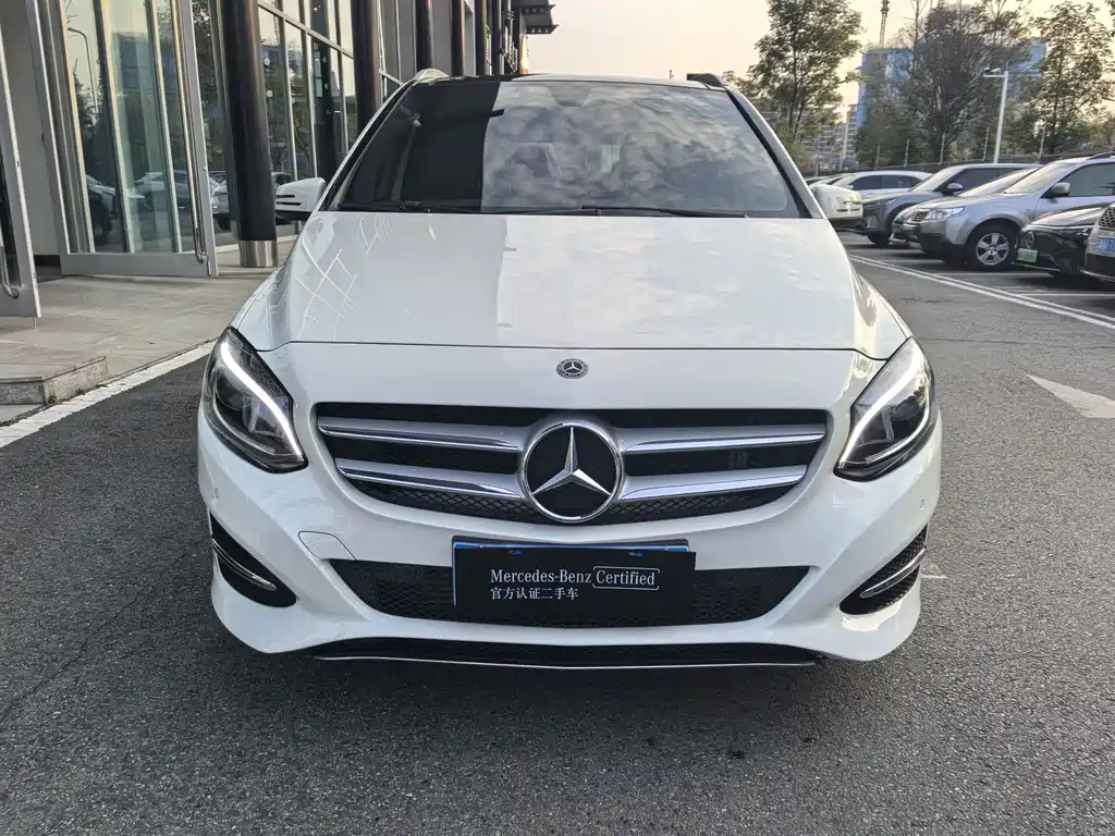 Mercedes-Benz B-Class — миниатюра 2