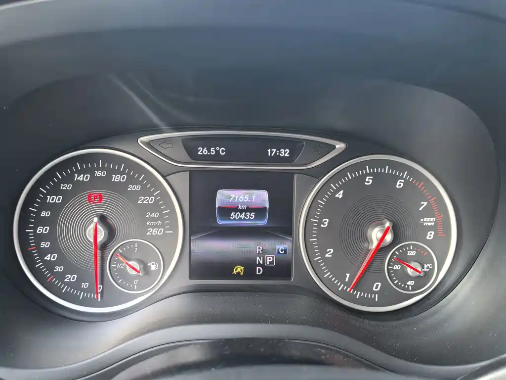 Mercedes-Benz B-Class — миниатюра 7