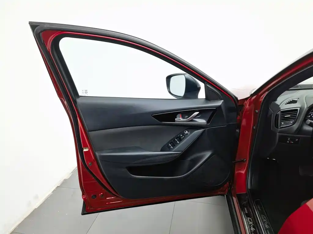 Mazda CX-4 — миниатюра 8