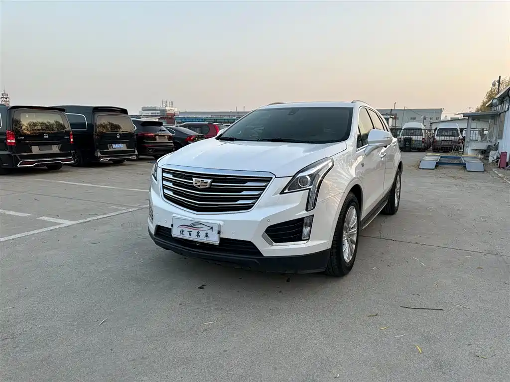 CADILLAC XT5