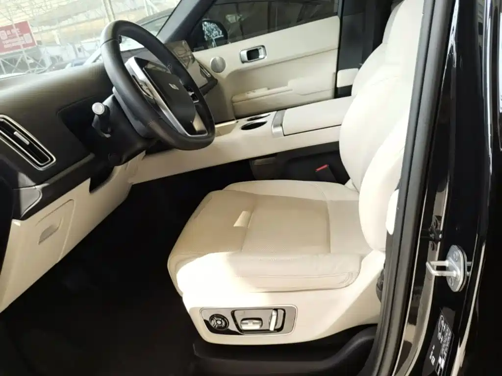 Li Auto Li L9 — миниатюра 15