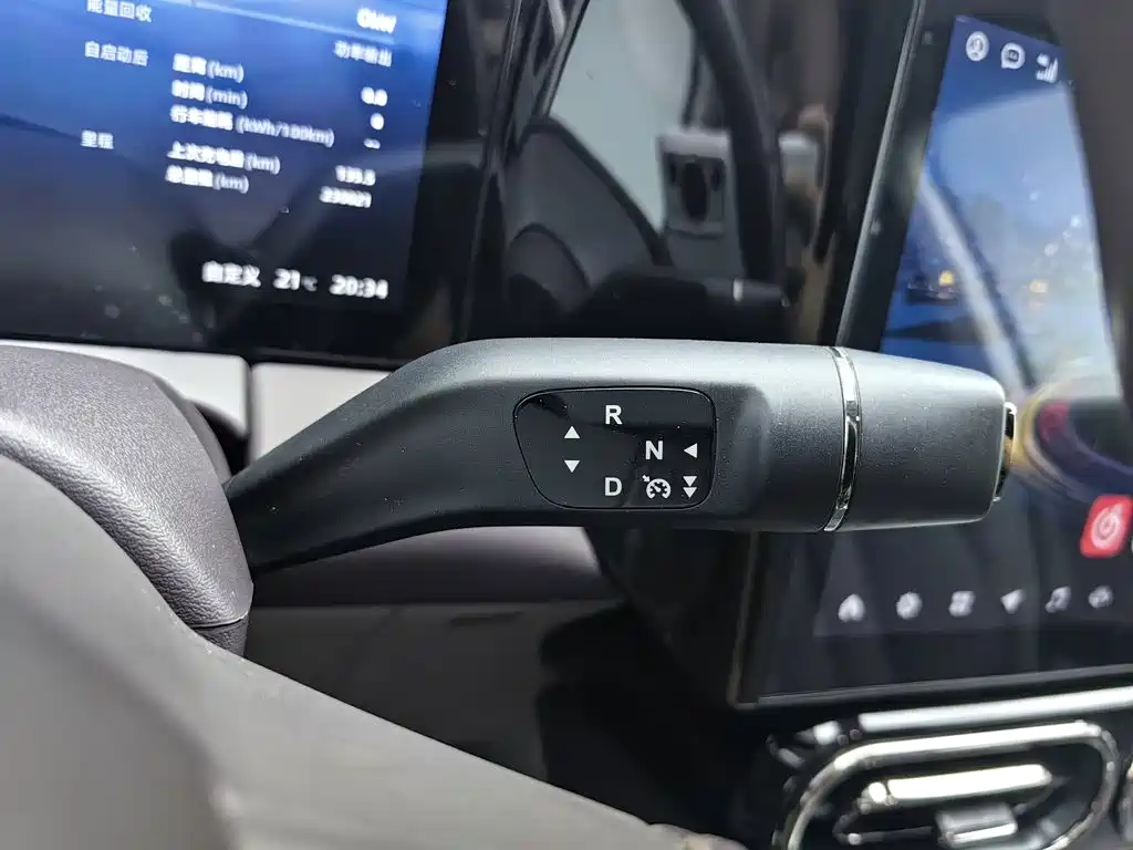 Leapmotor Leapmotor C11 — миниатюра 13