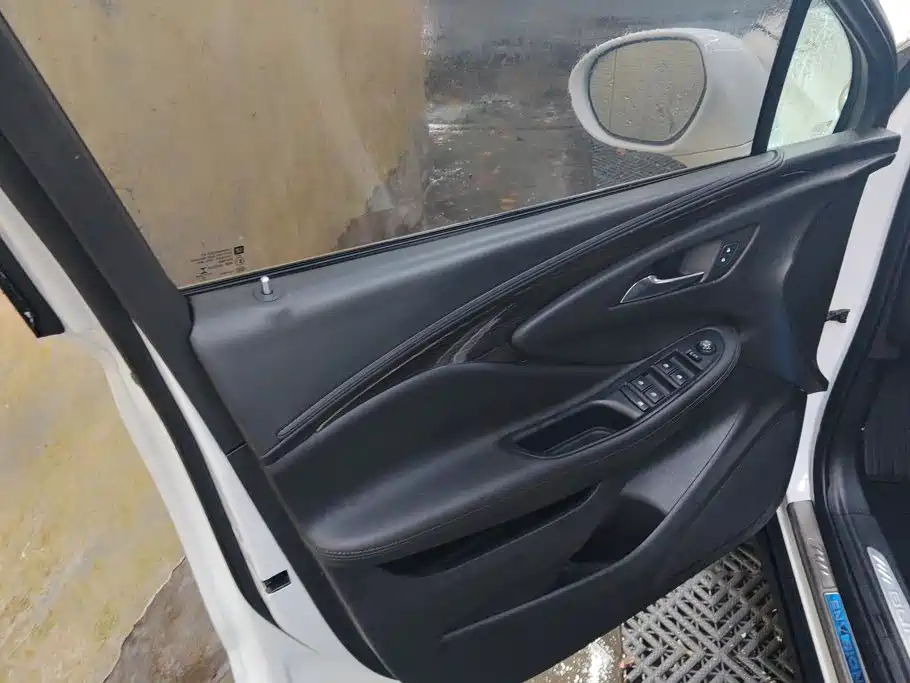 Buick Envision Plus — миниатюра 7