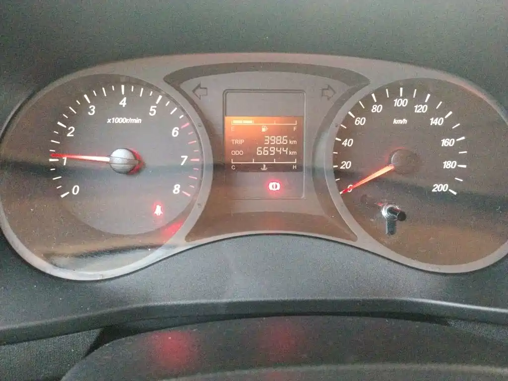 Wuling Hongguang PLUS — миниатюра 8