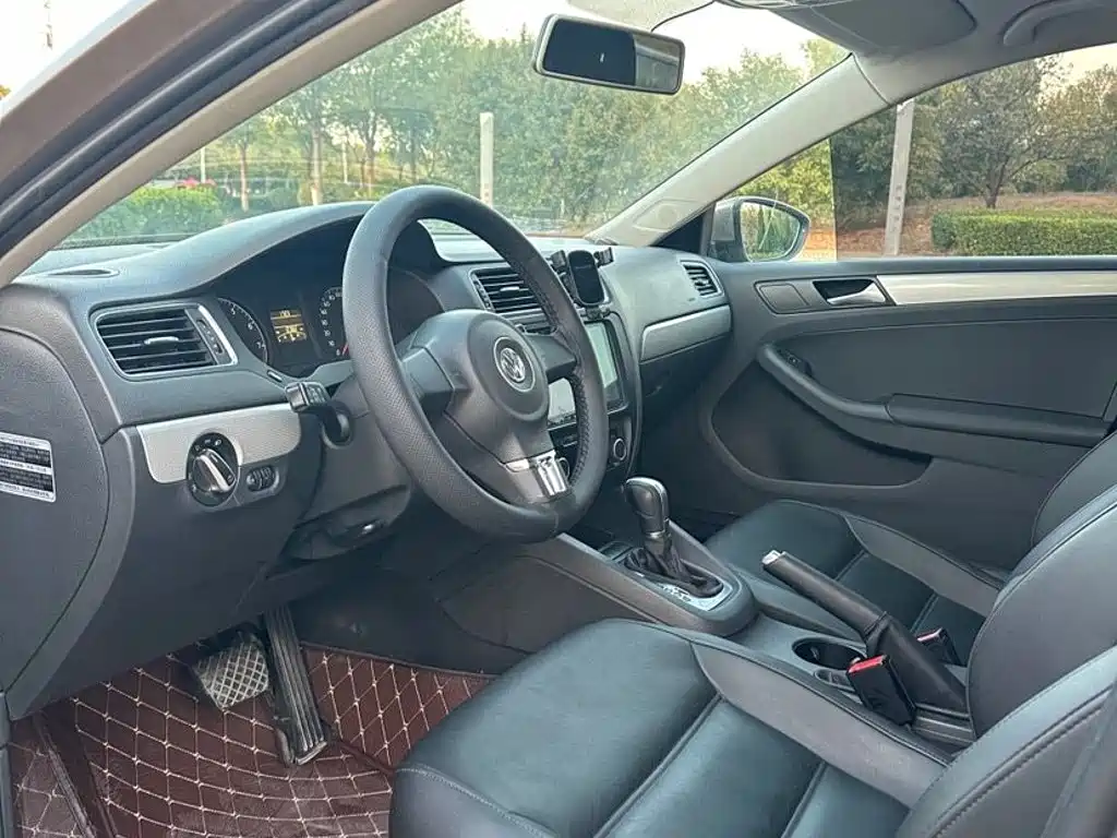 Volkswagen Sagitar — миниатюра 8