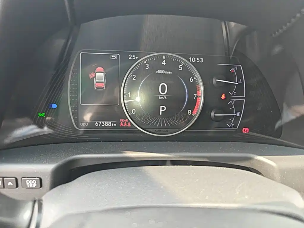 Lexus ES — миниатюра 12