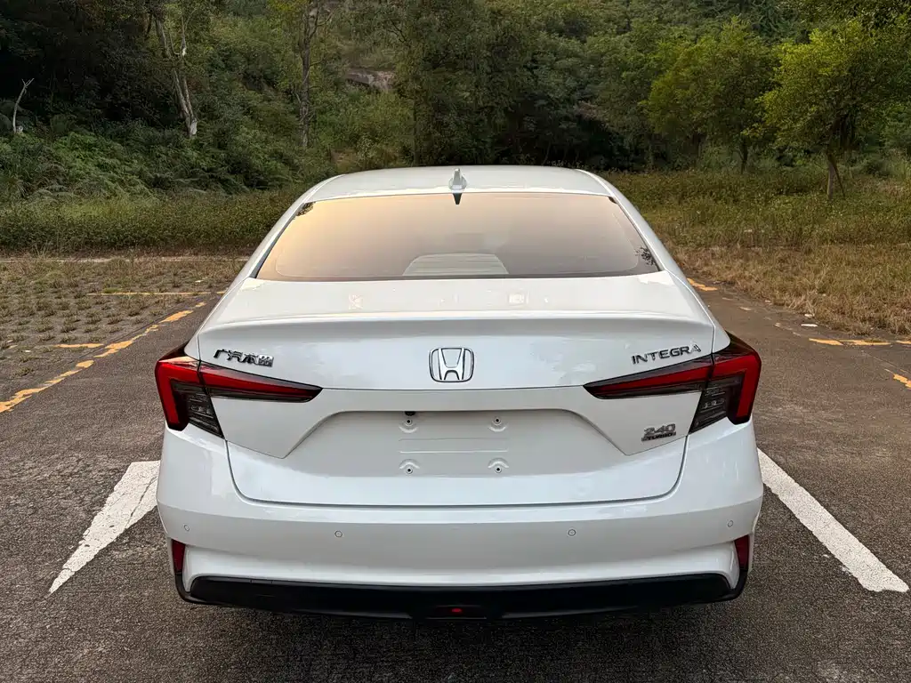 Honda Integra — миниатюра 8